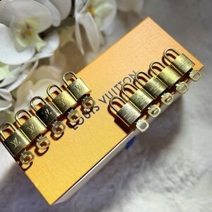 LV pad lock and key random number price for 1 piece